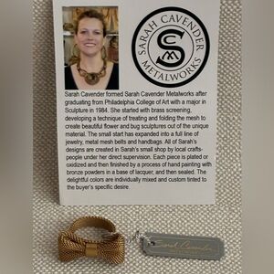 Sarah Cavender Metalworks Metal Mesh Bow Ring Gold Tone Size 7 Made un USA